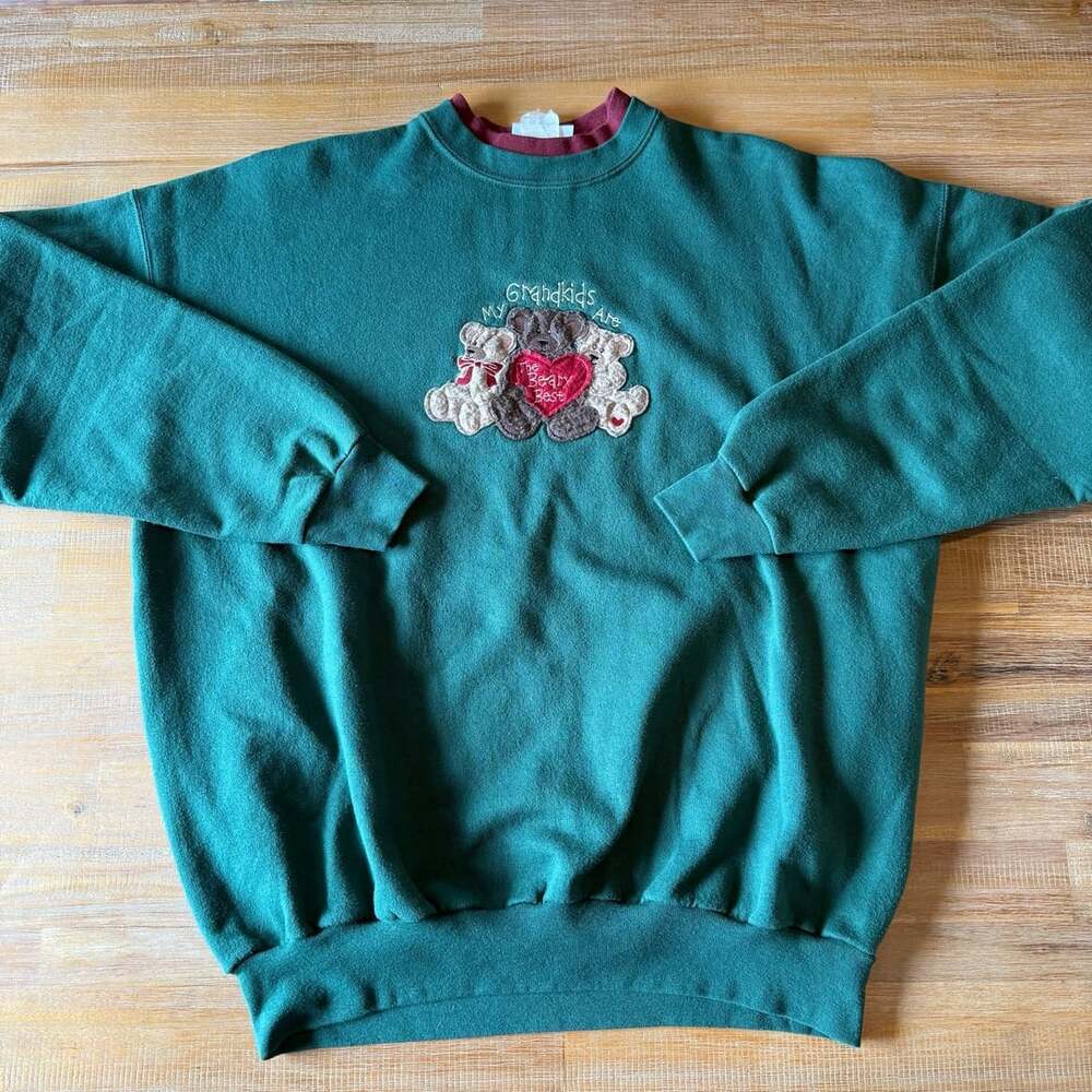 Green Vintage 90’s “My Grandkids Are The Beary Best” Sweatshirt XL